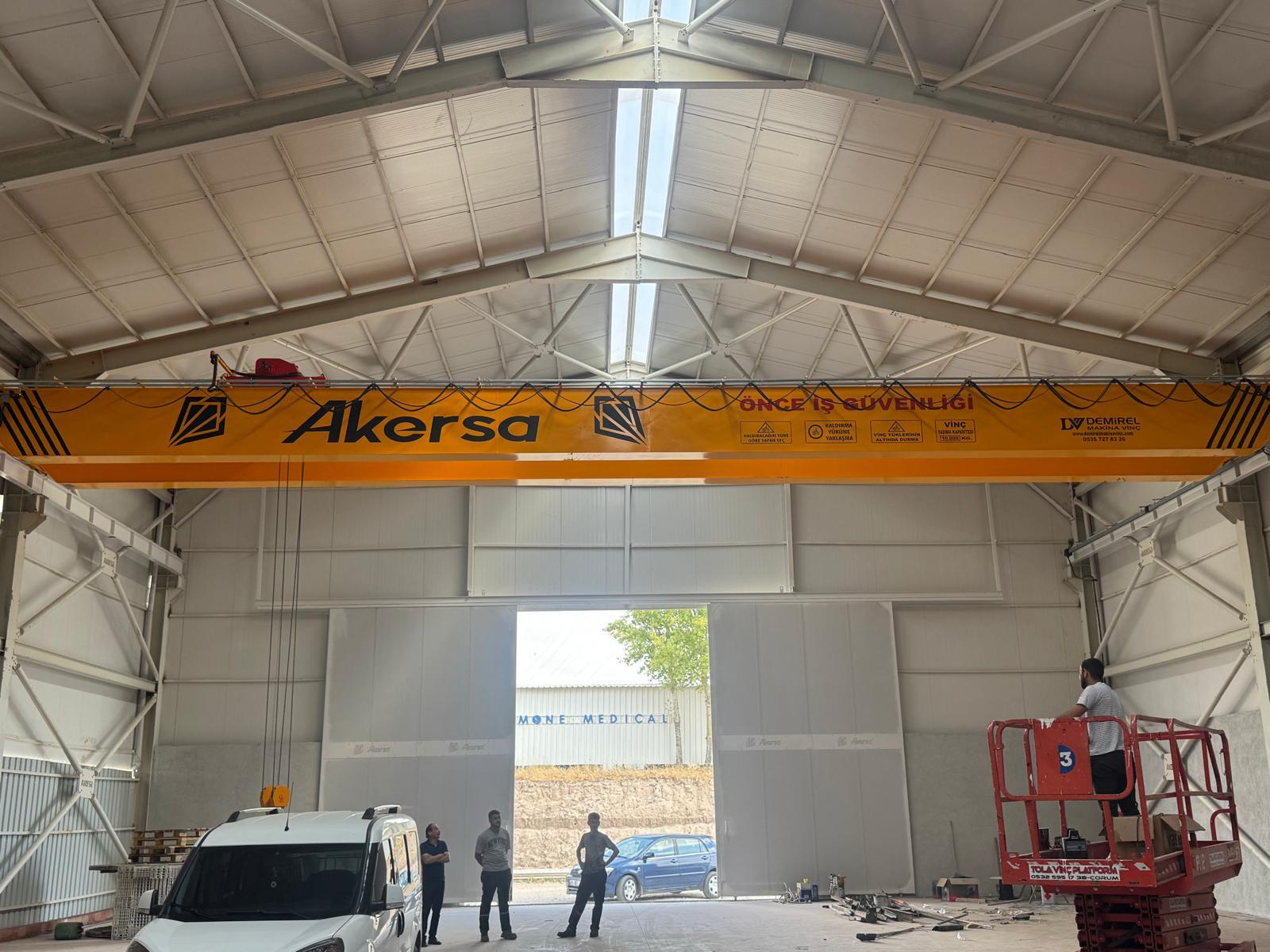 Çift Kirişli Gezer Köprülü Vinç - Proje 3